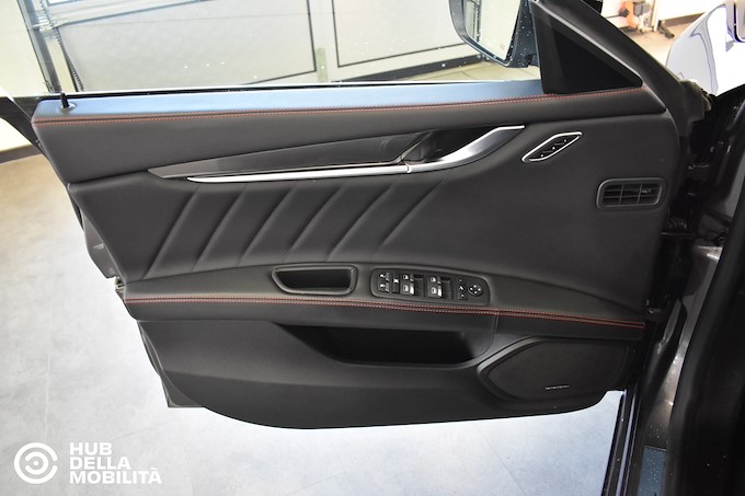 MASERATI Ghibli 330 CV MHEV GT Ultima